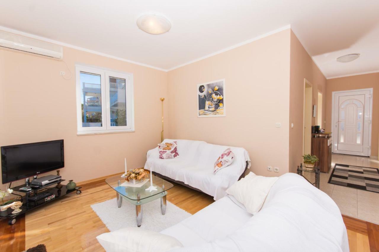 Luxury Apartment L&A Trogir Buitenkant foto