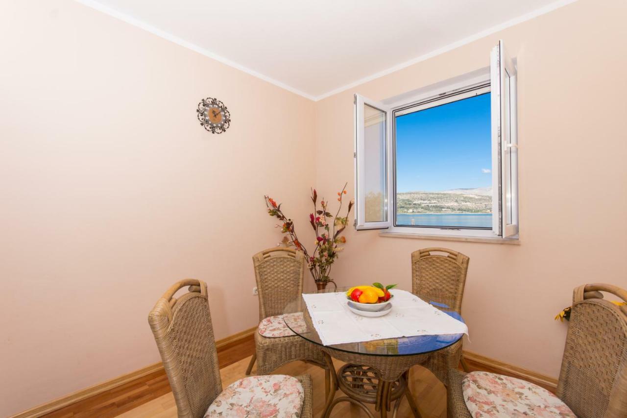 Luxury Apartment L&A Trogir Buitenkant foto