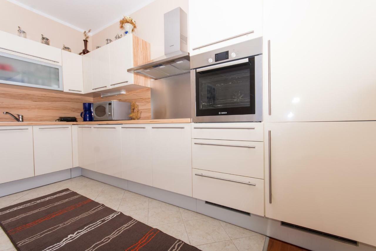 Luxury Apartment L&A Trogir Buitenkant foto